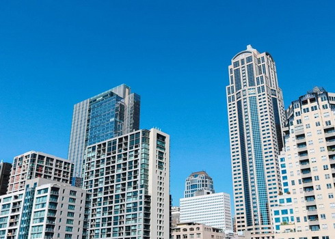 爱上海：Street Bands and the Night's Wild Dance Party